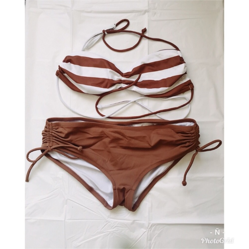 VICTORIA’S SECRET TWO PIECE SWIMMING SUIT SIZE M